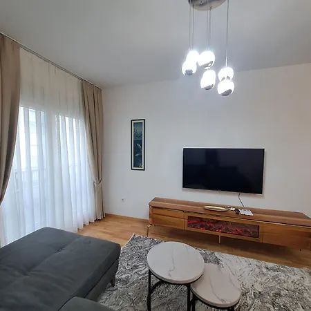 Vlado 2 *